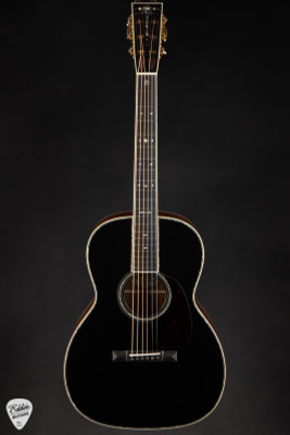 Collings 000-42 German Spruce & Cocobolo – Jet Black Top Acoustic Guitar