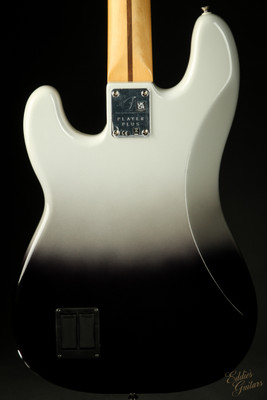 2022 - Fender Player Plus Active Precision Bass®, Maple Fingerboard - Silver Smoke