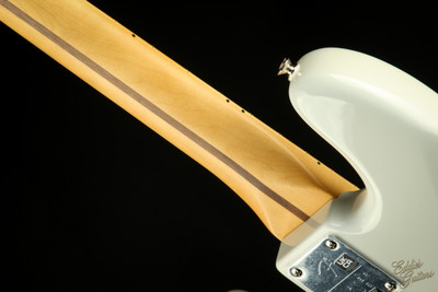 2022 - Fender Player Plus Active Precision Bass®, Maple Fingerboard - Silver Smoke