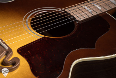 Gibson SJ200 Studio Walnut Satin Walnut Burst 4.12 #20495091 Acoustic Guitar