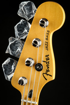 2022 - Fender Player Plus Active Jazz Bass®, Maple Fingerboard - Aged Candy Apple Red