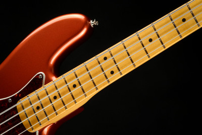 2022 - Fender Player Plus Active Jazz Bass®, Maple Fingerboard - Aged Candy Apple Red