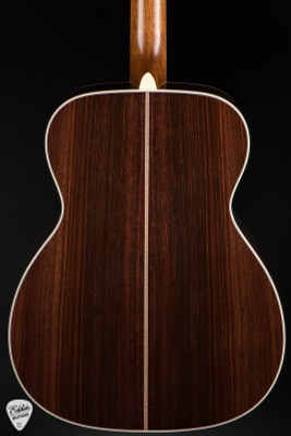 Martin J-40 / New For 2025 Acoustic Guitar