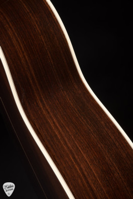 Martin J-40 / New For 2025 Acoustic Guitar