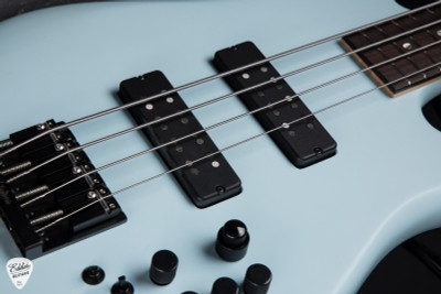 Fodera Monarch Deluxe - Sonic Blue - Eddie's Guitars