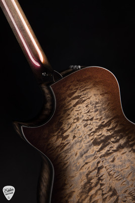Taylor Custom #26 C14ce B5026 Grand Auditorium Sitka Spruce/Quilted Big Leaf Maple – Silver Cranberry Supernova/NAMM 2025 Acoustic Guitar