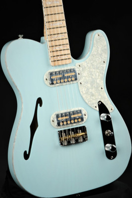 Fender Limited Edition Parallel Universe Vol II Tele® Magico - Transparent Daphne Blue