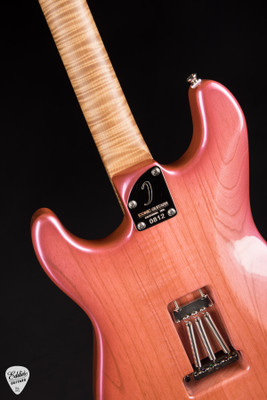 Iconic Solana Custom Electric Guitar in Transparent Pink Pearl/NAMM 2025