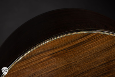 – Kevin Ryan Signature Series Nightingale Grand Soloist “The Gold Rush” – Sinker Redwood & Brazilian Rosewood Acoustic Guitar