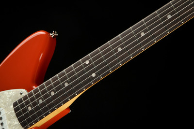 2021 - Fender Kurt Cobain Jag-Stang® - Fiesta Red - Eddie's Guitars