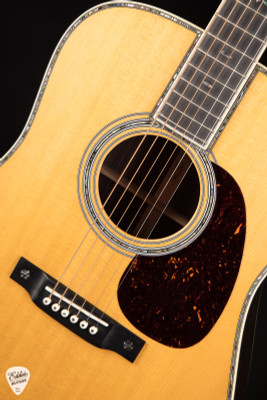 2018 - Martin D-42 - Sitka Spruce & Indian Rosewood Acoustic Guitar