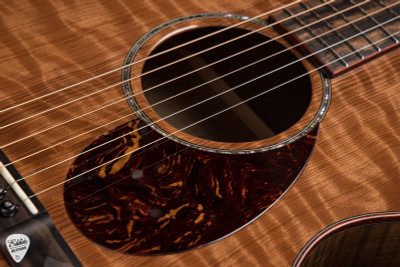 Huss & Dalton OM Custom - Curly Redwood & Figured Myrtlewood Acoustic Guitar