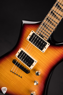 Jackson USA Custom Shop Kelly Electric Guitar in 3 Tone Burst