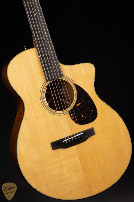Martin SC-18E acoustic guitar