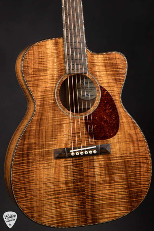 Bourgeois OMC Hawaiian DB Signature Deluxe Acoustic Guitar in Koa