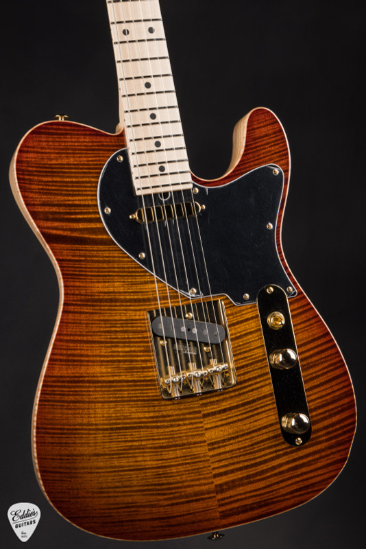 Suhr Andre Nieri Signature Classic T Electric guitar in Nieri Burst