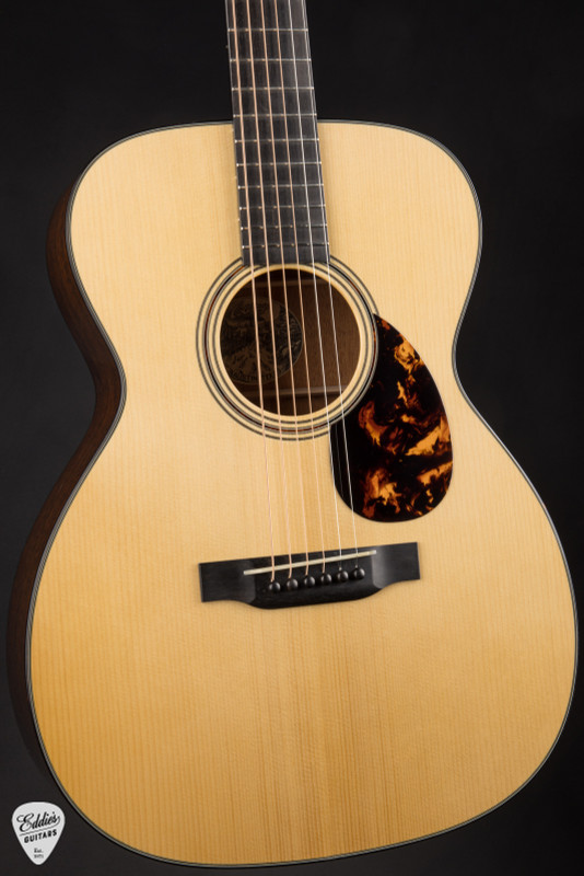 Collings OM1A Hill Country – Adirondack Spruce & Honduran Mahogany Acoustic Guitar