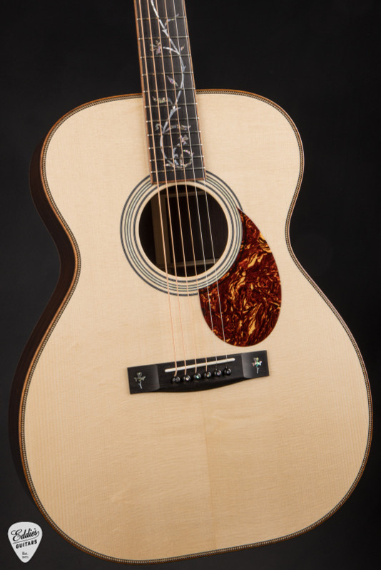 Huss & Dalton Traditional OM Custom – Bearclaw Italian Spruce & Madagascar Rosewood Acoustic Guitar