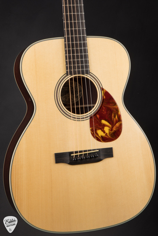 Collings OM2A Hill Country – Adirondack Spruce & Indian Rosewood Acoustic Guitar