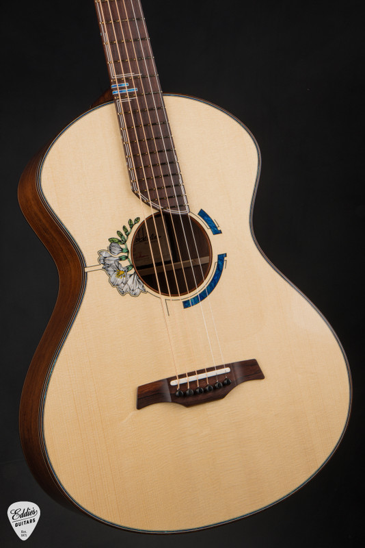 Tyler Robbins R.2 Acoustic Guitar with Italian Spruce & Madagascar Rosewood