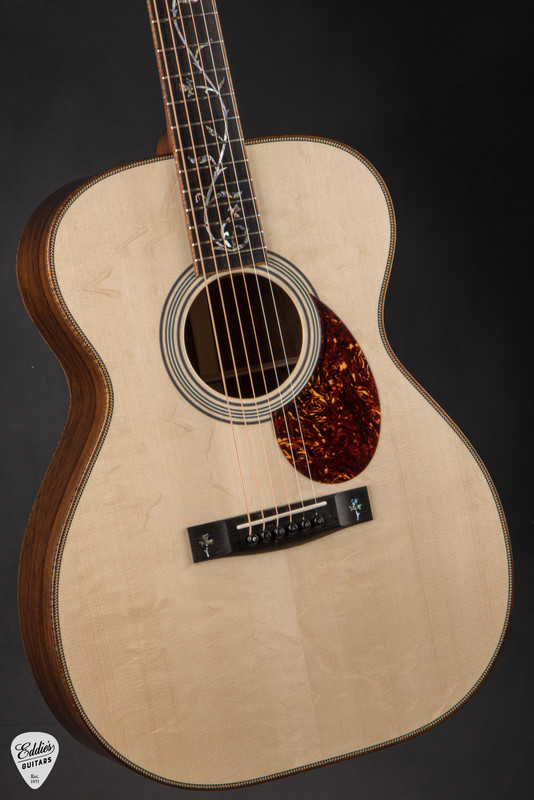 Huss and Dalton Traditional OM Rosewood Custom Acoustic Guitar with Bearclaw Italian Spruce and Madagascar Rosewood