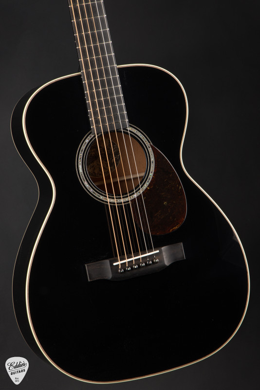 Collings 01 Mh Honduran Mahogany Jet Black Acoustic Guitar