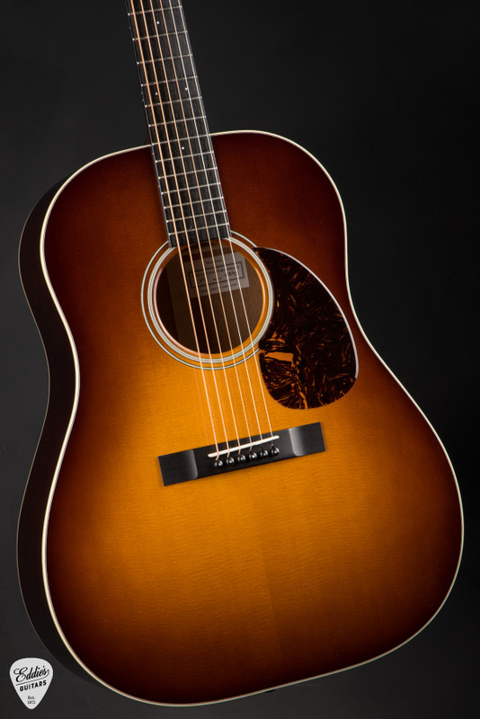 Santa Cruz Founder Collection Vintage Southerner Acoustic Guitar with Sitka Spruce and Honduran Mahogany