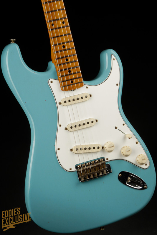 2023 - Fender Custom Shop Eddie's Guitars Exclusive Dealer Select Roasted 1963 Stratocaster Journeyman - Cashmere Blue