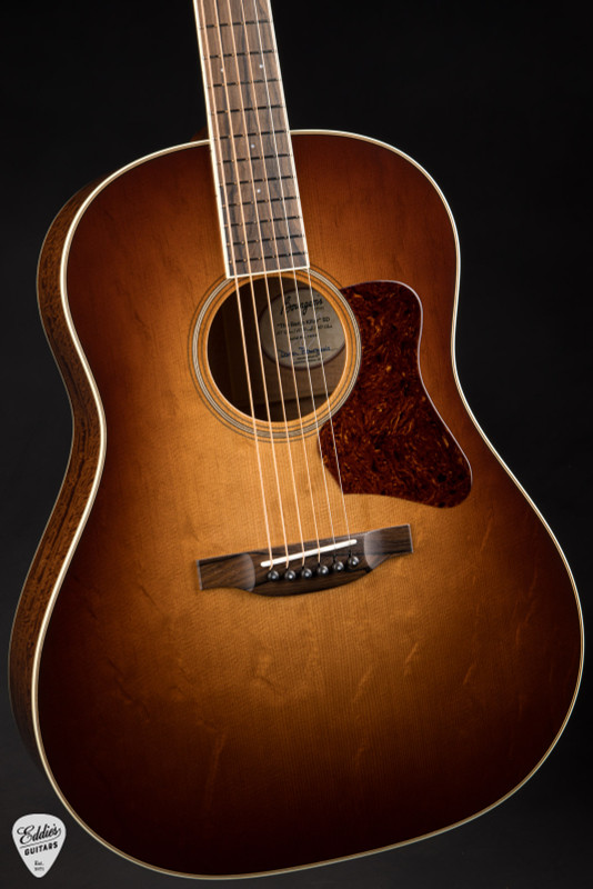 Bourgeois Slope D Banjo Killer Sunburst – Bearclaw Sitka Spruce & Beeswing Mahogany Acoustic Guitar