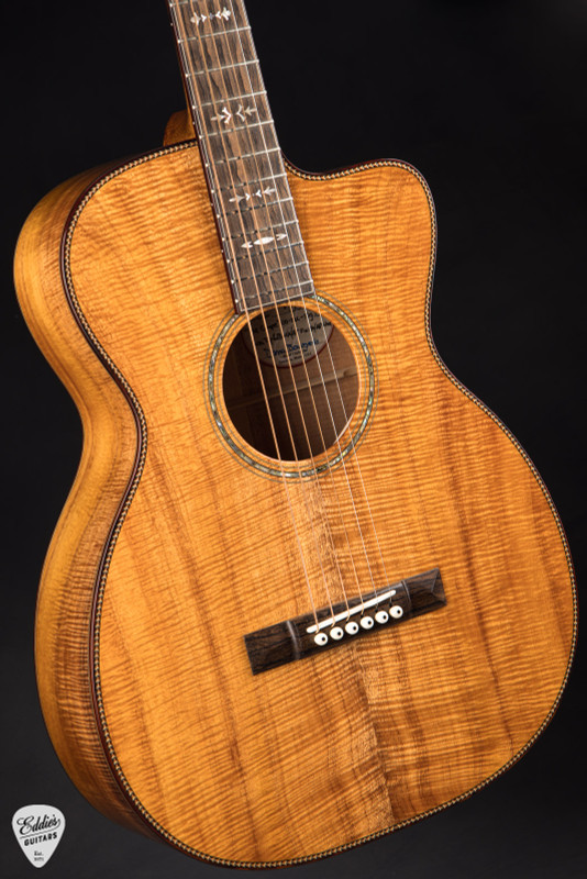 Taylor 310 - Eddie's Guitars