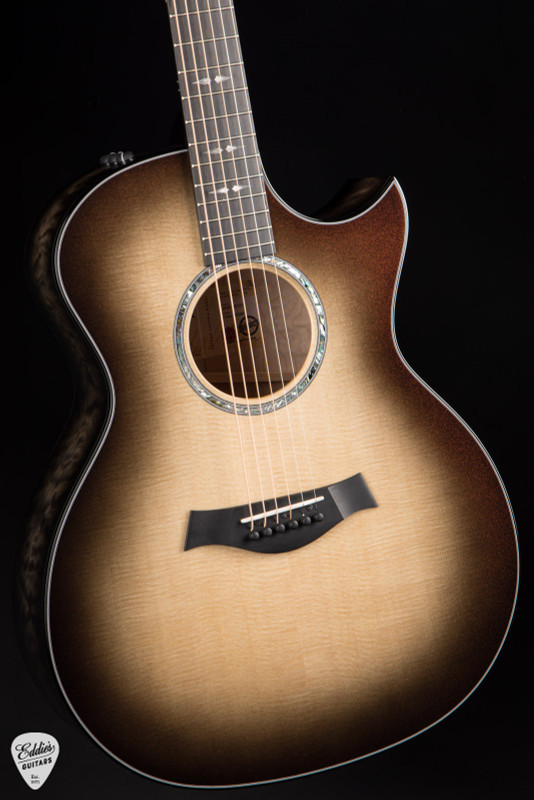 Taylor Custom #26 C14ce B5026 Grand Auditorium Sitka Spruce/Quilted Big Leaf Maple – Silver Cranberry Supernova/NAMM 2025 Acoustic Guitar