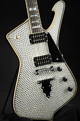 125544_ibanez_005_1__72477.