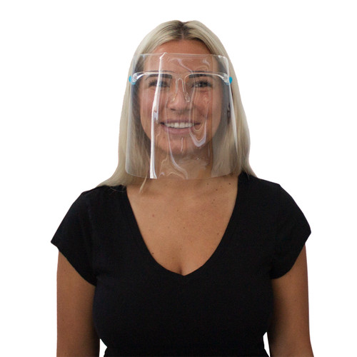 Model wearing reusable face shield_front Model wearing reusable face shield_front
