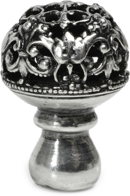 Juliane Grace medium knob full round in Chalice. 138-9
