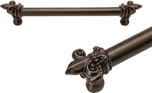 Charlemagne 9'' cc with 5/8'' smooth center long pull with large Fleur De Lys 5711-22