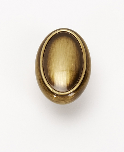 Classic Traditional 1 1/2'' Knob A1560