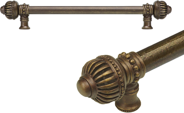 Cricket Cage 9'' cc with 5/8'' smooth center long pull large finial in Antique Brass. 5571-3