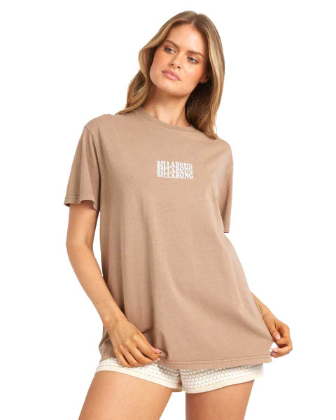 Surf High Tee - Mushroom