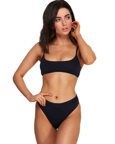 Sol Searcher DD Cross Over Top - Black