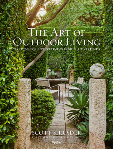 The Art of Outdoor Living: Gardens for Entertaining Family and Friends book cover by Scott Shrader