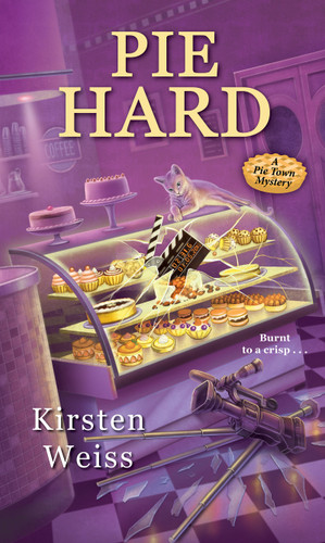 Pie Hard (A Pie Town Mystery) book cover by Kirsten Weiss