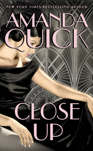 Close Up book cover by Amanda Quick