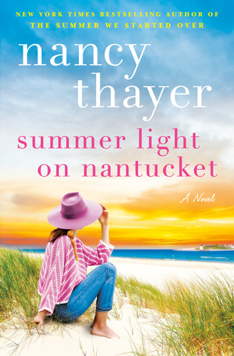 Summer Light on Nantucket: A Novel book cover by Nancy Thayer