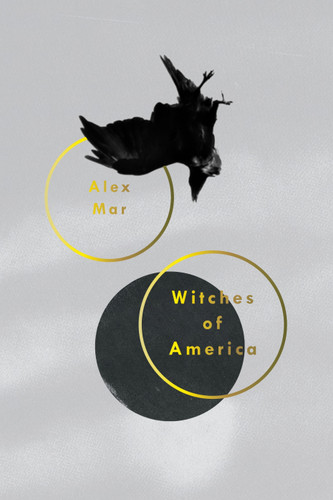 Witches of America [9780374536435]