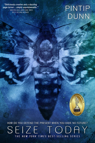 Seize Today (Forget Tomorrow #3) book cover by Pintip Dunn