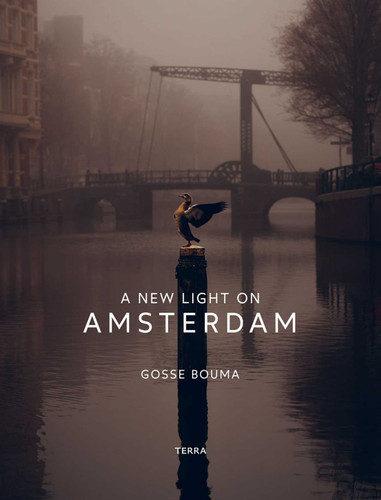 A New Light on Amsterdam book cover by Gosse Bouma