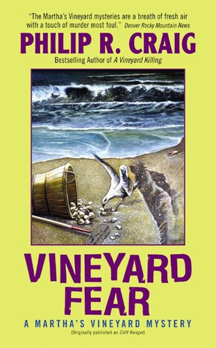 Vineyard Fear: A Martha's Vineyard Mystery book cover by Philip R. Craig