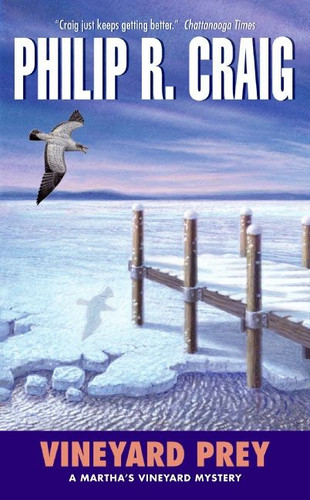 Vineyard Prey: A Martha's Vineyard Mystery book cover by Philip R. Craig