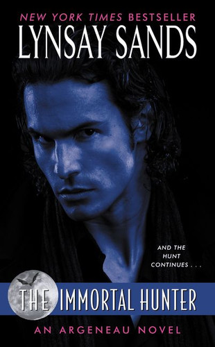 The Immortal Hunter: A Rogue Hunter Novel (Argeneau Vampire #11) book cover by Lynsay Sands