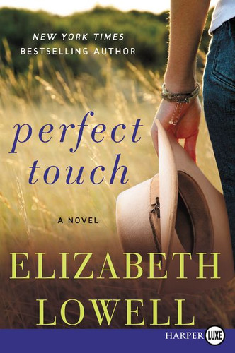 Perfect Touch: A Novel book cover by Elizabeth Lowell